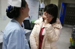 白衣小姐姐抓贼,正义瞬间闪耀街头